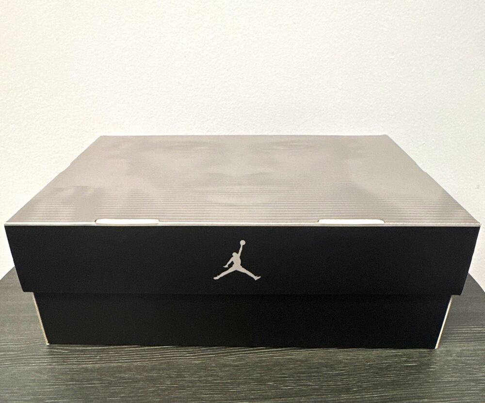 Jordan Air Jordan 4 Retro Men’s Mid Top Sneaker White/Black/Yellow